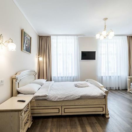Opera House Apartment 3 Lvov Exteriér fotografie