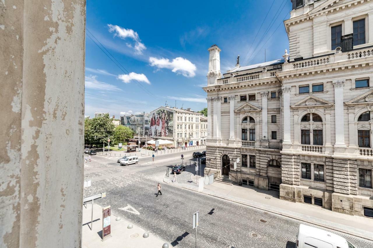 Opera House Apartment 3 Lvov Exteriér fotografie
